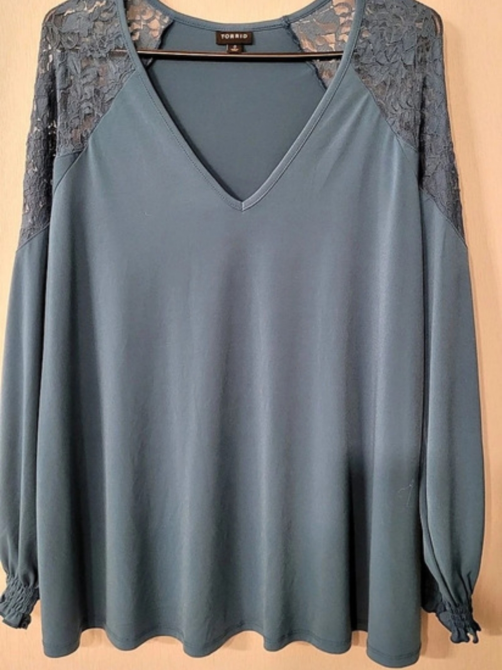Torrid Studio Knit Lace Shoulder Top Blue Size 0